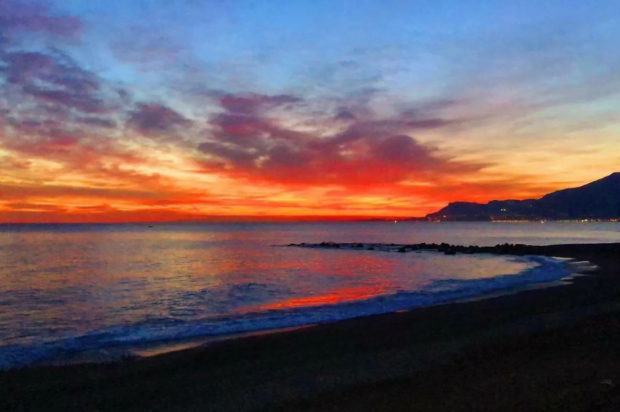 Le Case Del Sole Vintimille